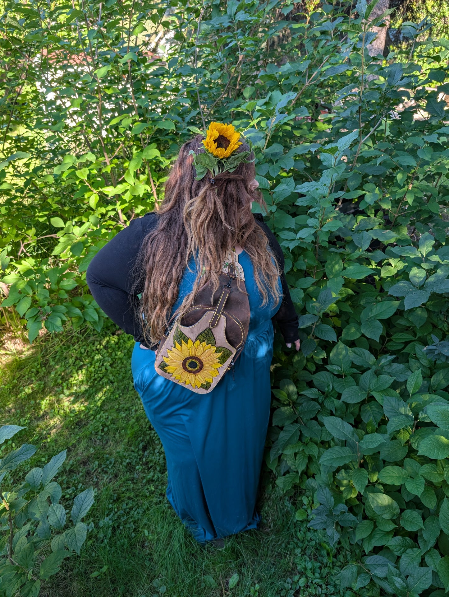 Custom order for A. - Handmade Leather Sunflower Slingbag - Hand painted and Hand Tooled - Full Grain Leather