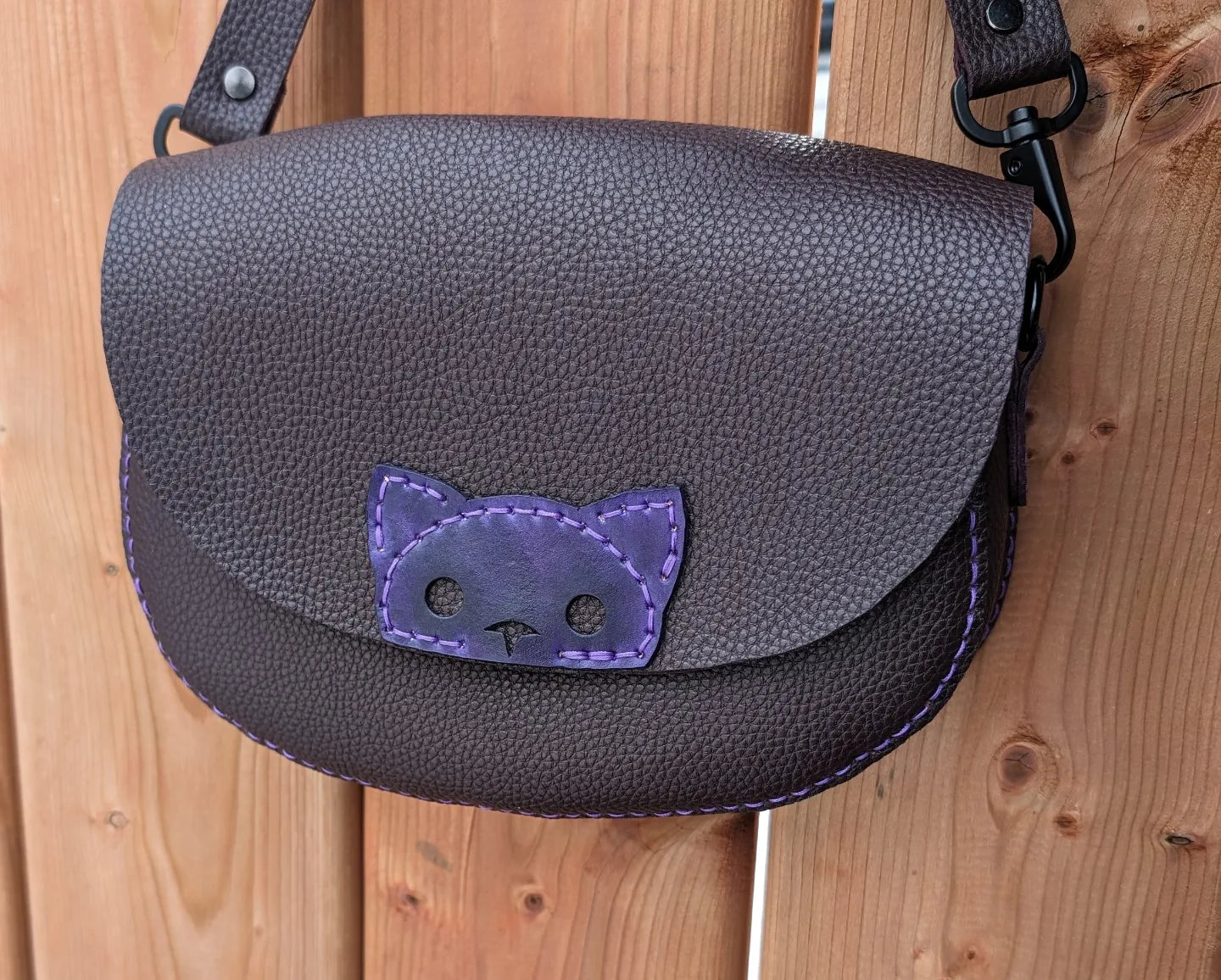 Handmade Pebbled Leather Kitty crossbody purse