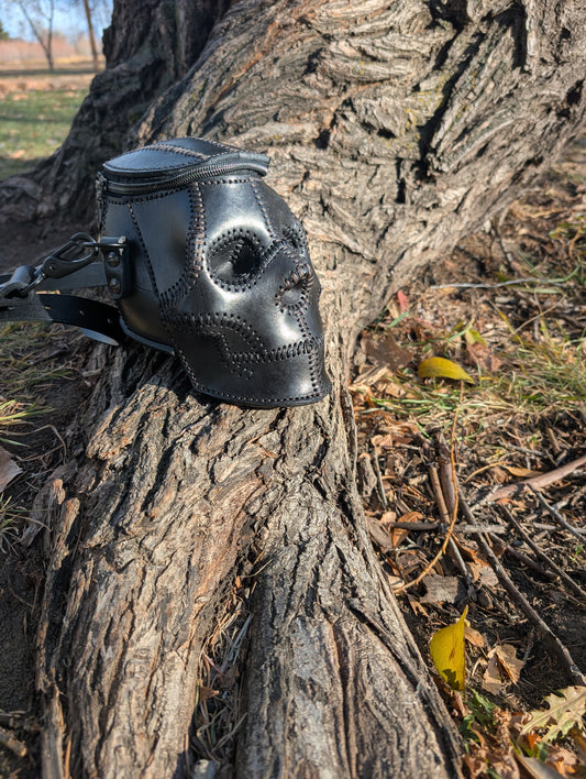 Handmade Leather Skull Shaped Crossbody Purse - Full Grain Leather - Handcrafted in Canada 🇨🇦