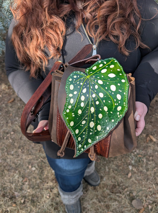 Handmade Leather Begonia Maculata Leaf Crossbody Purse (Full Grain & Tooled Wood Grain) - Handmade in Canada